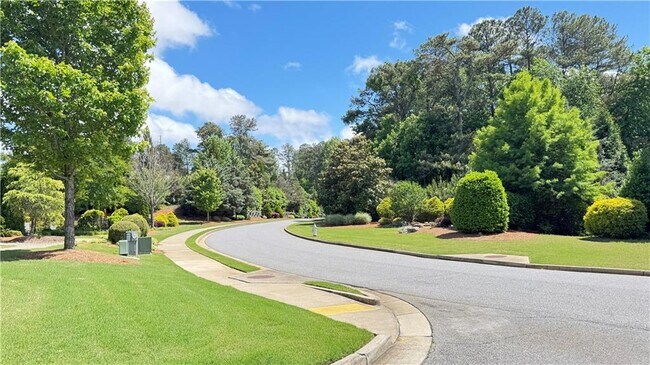 Building Photo - 850 Grove Valley Dr