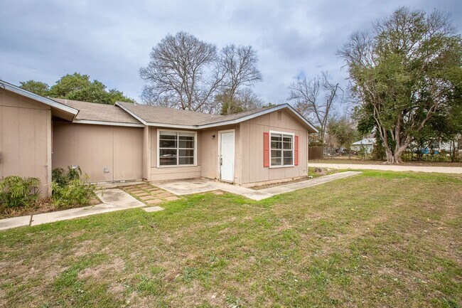 Building Photo - 101-103 Lockhart St