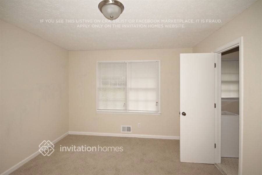 Building Photo - 396 Sancho Dr NW