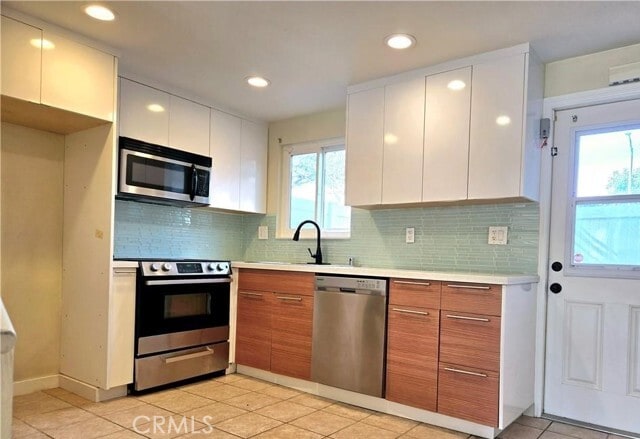 Building Photo - 4002 Bryant Ct