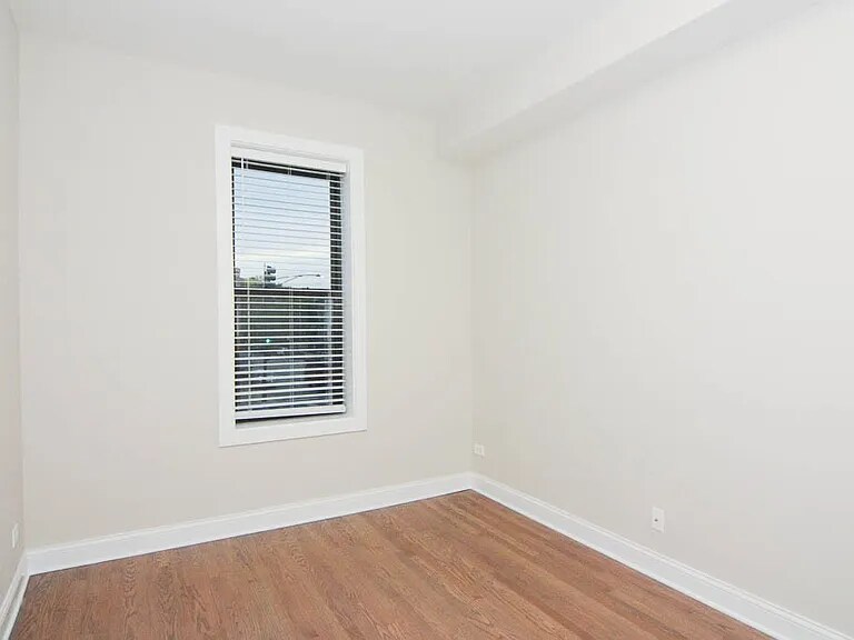 Building Photo - 3409 W Fullerton Ave