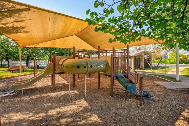 Building Photo - 11716 Larch Valley Dr