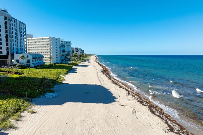 Building Photo - 3115 S Ocean Blvd