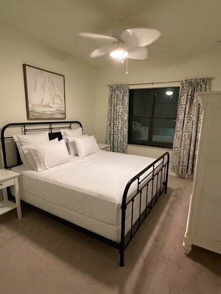 Third Bedroom - King Bed - 15851 Portofino Springs Blvd