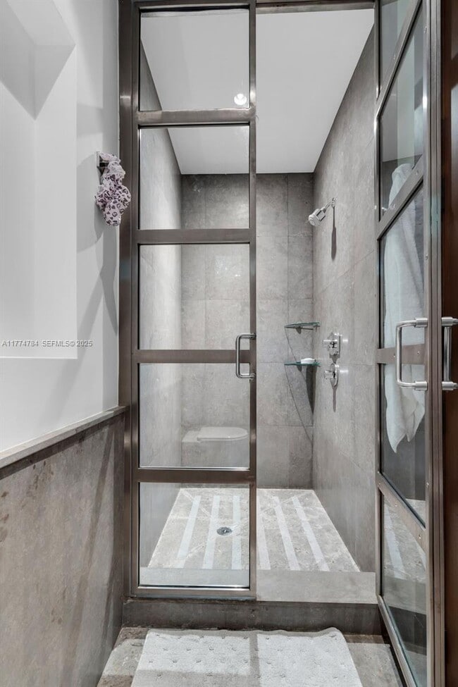 Building Photo - 9 Harbor Point