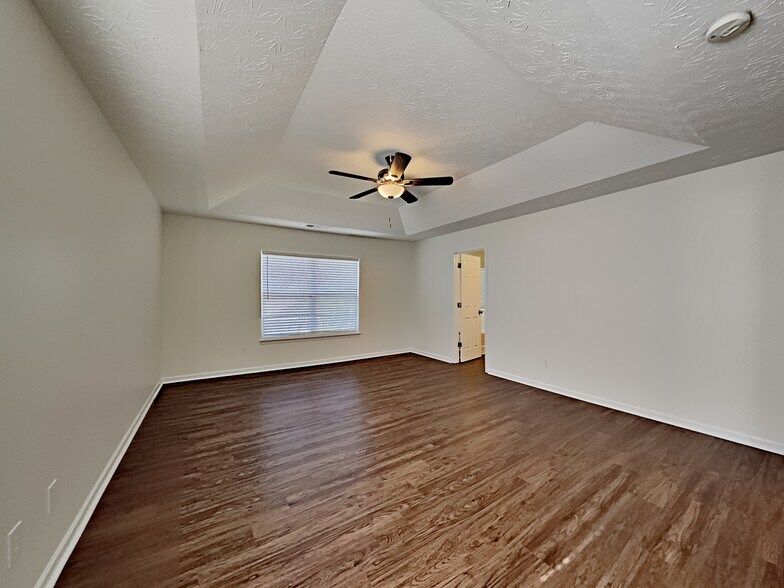 Building Photo - 76 Parkmont Ct