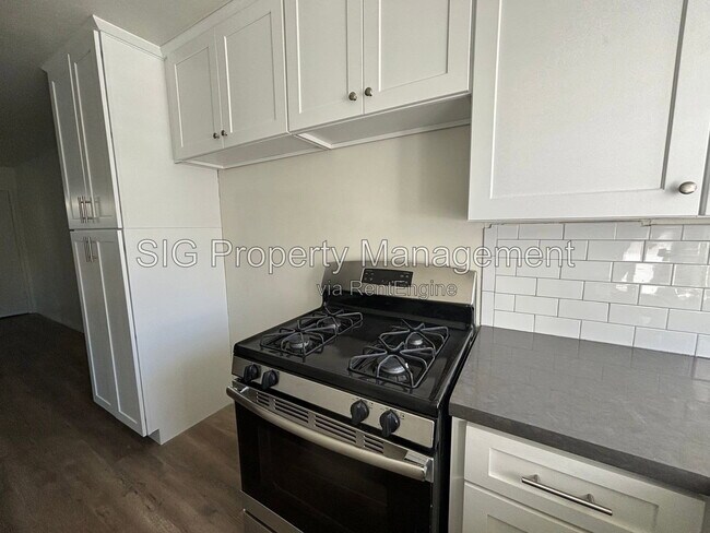 Building Photo - 311 Griswold Ave