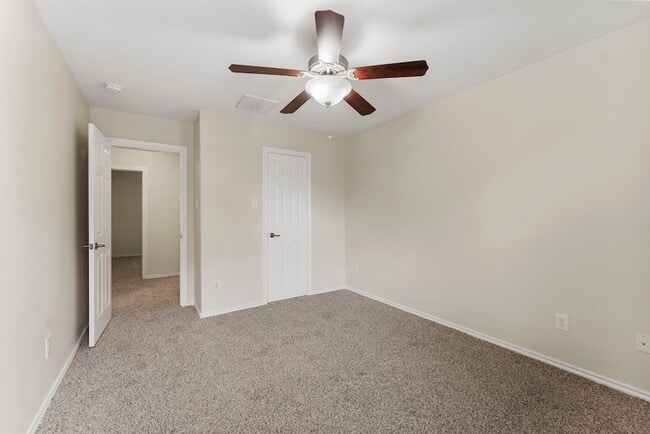Building Photo - 17815 Misty Pond Ct