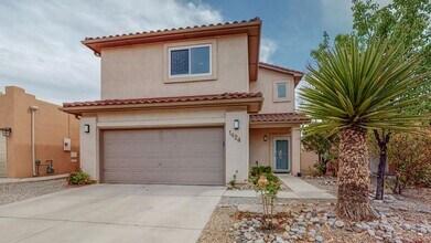 Building Photo - Vista Del Norte neighborhood 3 Bedroom