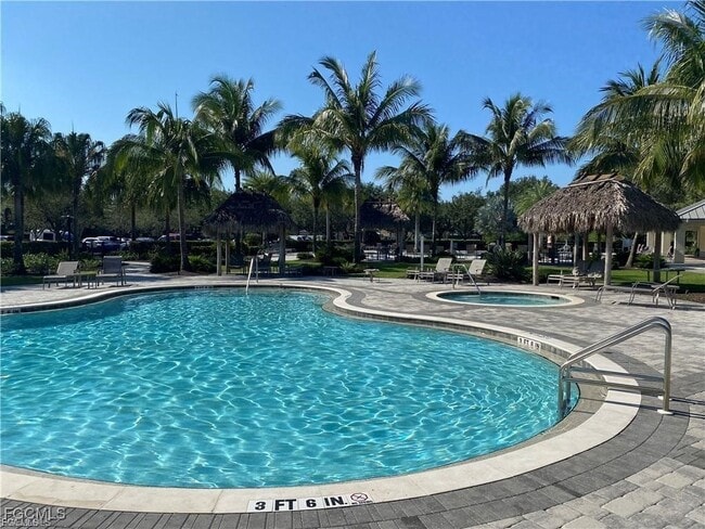 Building Photo - 1980 Wellington St