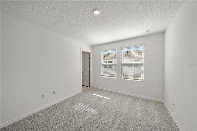 Building Photo - 8744 Daybreak St