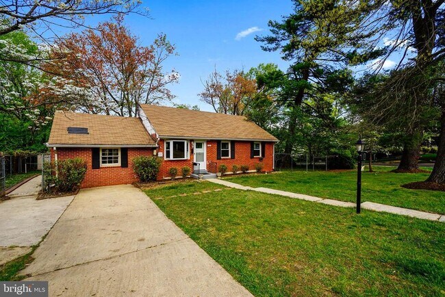 Building Photo - 7421 Nigh Rd