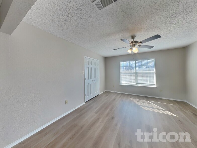 Building Photo - 1110 Orangewood Ln