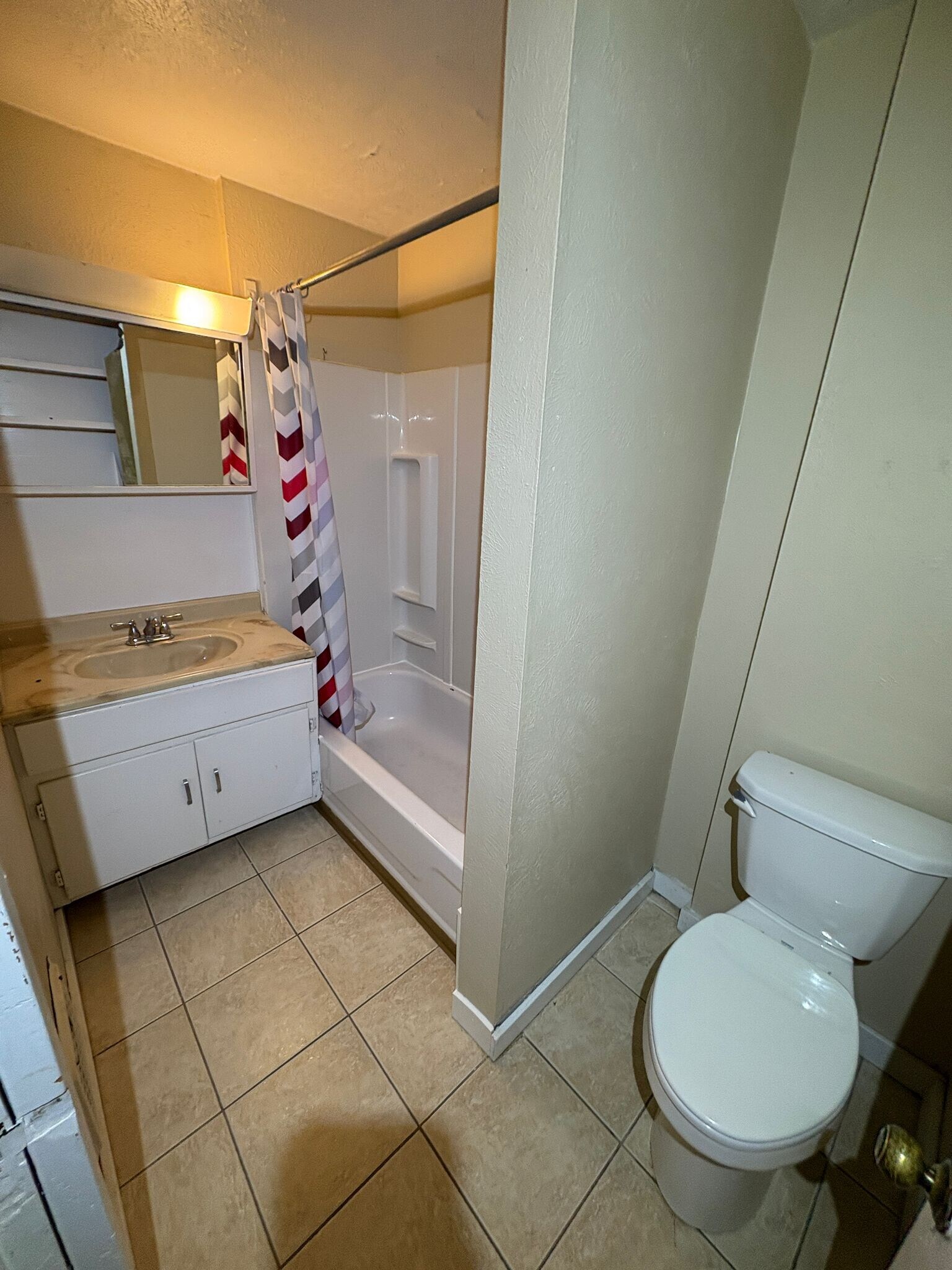 Building Photo - 1380 Berdan Ave