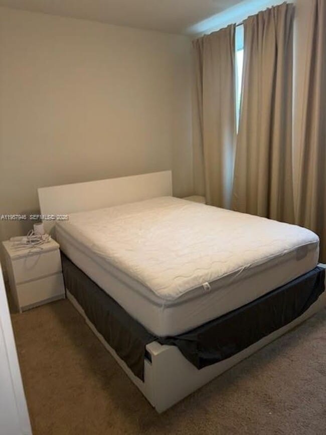 Building Photo - 7805 NW 104th Ave