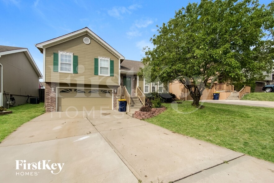 Building Photo - 8621 NE 110th Terrace