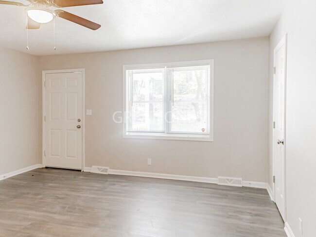 Building Photo - NOW OFFERING HALF OFF THE FIRST FULL MONTH...