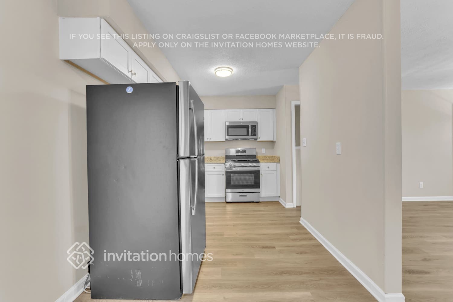 Building Photo - 1990 Branch View Dr