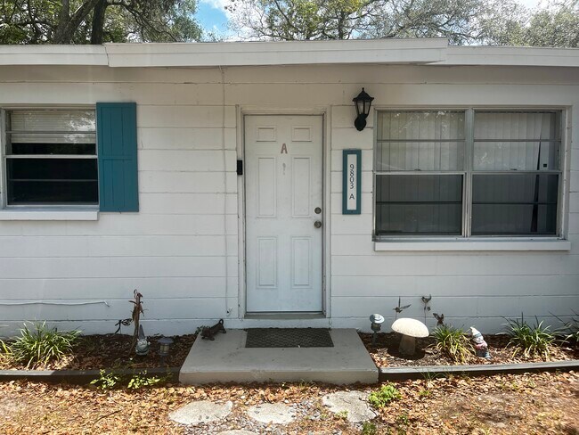 Building Photo - 9803 N Aster Ave