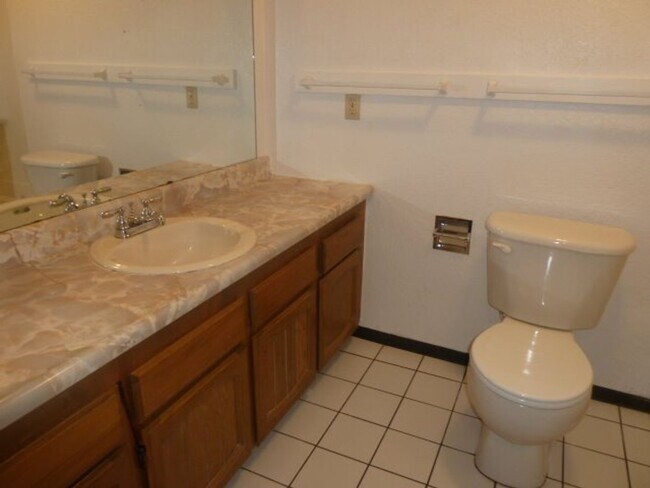 Building Photo - Single Level Home in McKinelyville- Dog Fr...