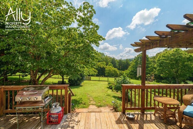 Building Photo - 2733 Southern Hills Ct