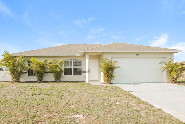 Building Photo - 845 SW 37th Ln