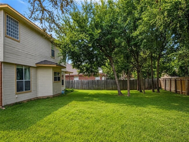 Building Photo - 9412 Lightwood Cove