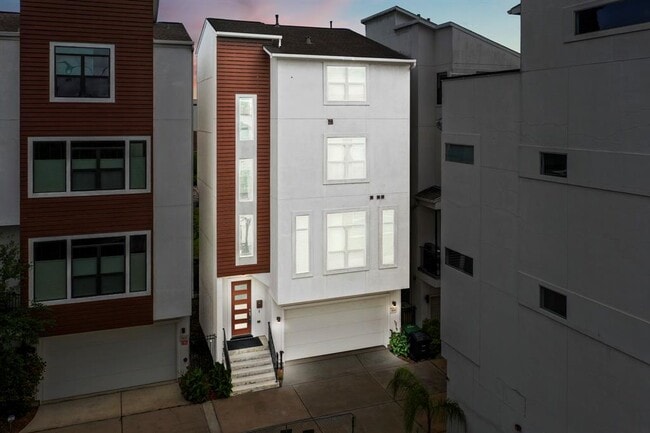 Building Photo - 1614 Hazel St