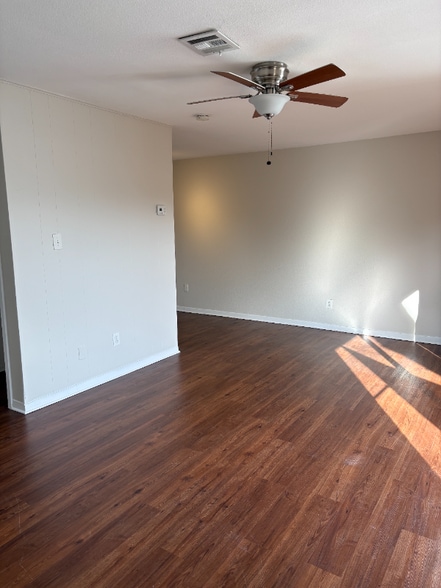 Building Photo - 4908 W Wind Trail