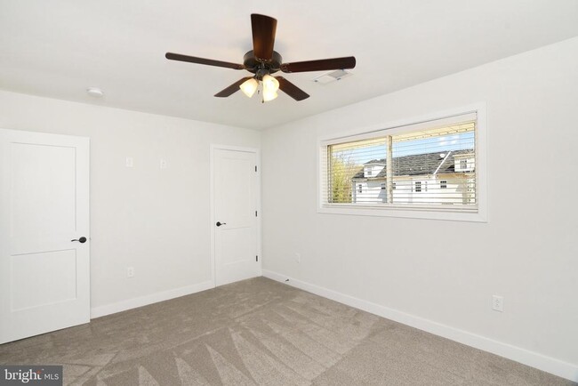 Building Photo - 16440 Combs Dr