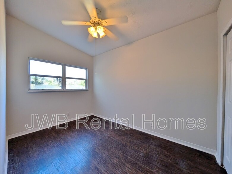 Building Photo - 7160 Eudine Dr S