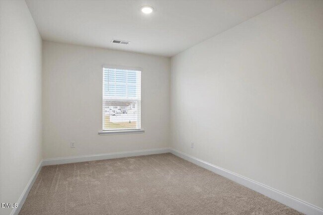 Building Photo - 74 Amaryllis Ln