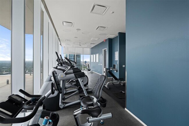 Building Photo - 301 West Ave