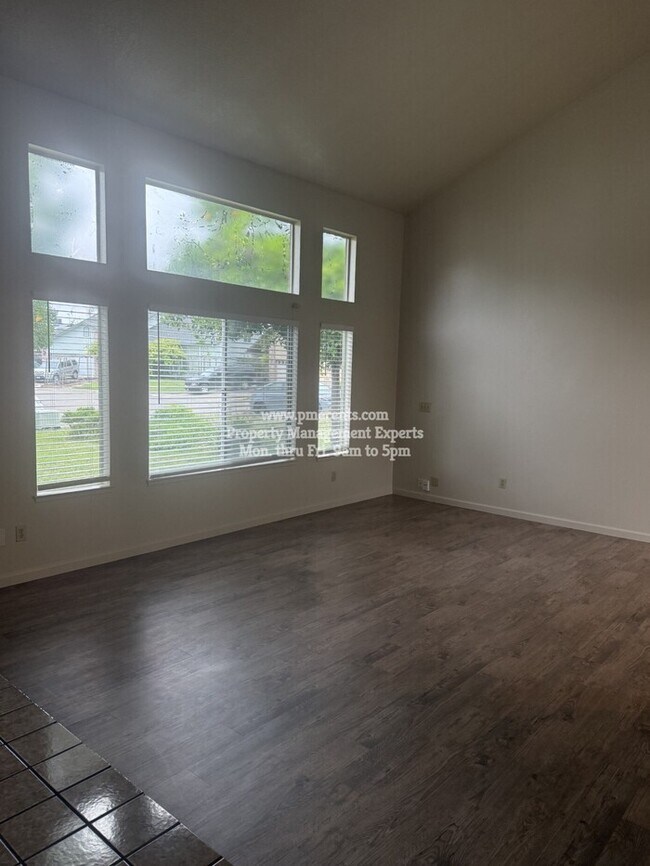 Building Photo - 9130 Cornwall Dr