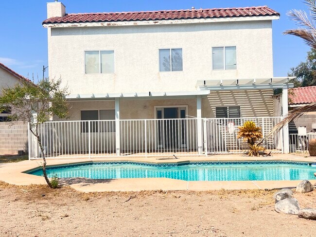 Building Photo - 4451 Sparkle Crest Ave