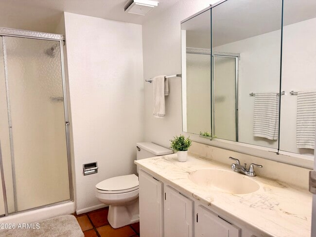 Building Photo - 5631 N 79th St
