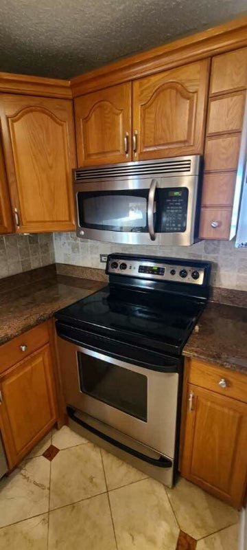 Building Photo - 1122 N Clark St