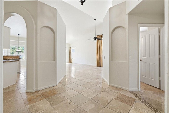 Building Photo - 2207 E Tahitian Way