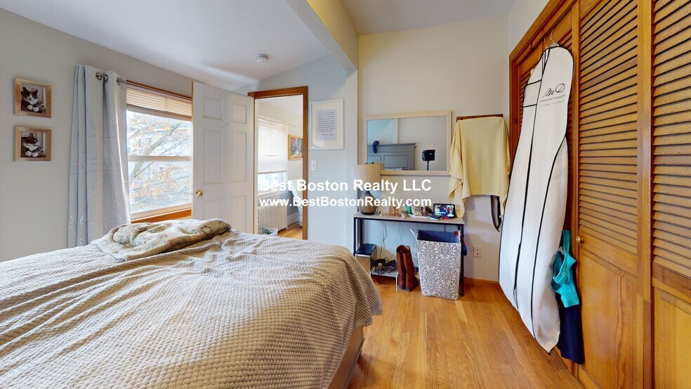 Building Photo - 11 Pinkham Rd