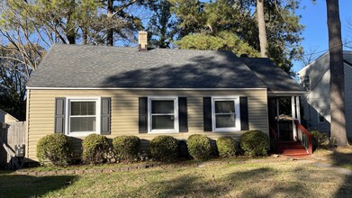 Building Photo - 3912 Davis St