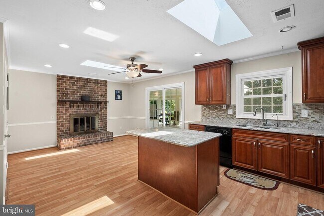 Building Photo - 4650 Palomino Ct