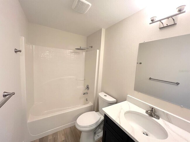 Building Photo - 48 Pennsylvania Ln