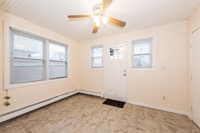 Building Photo - 166-23 24th Ave