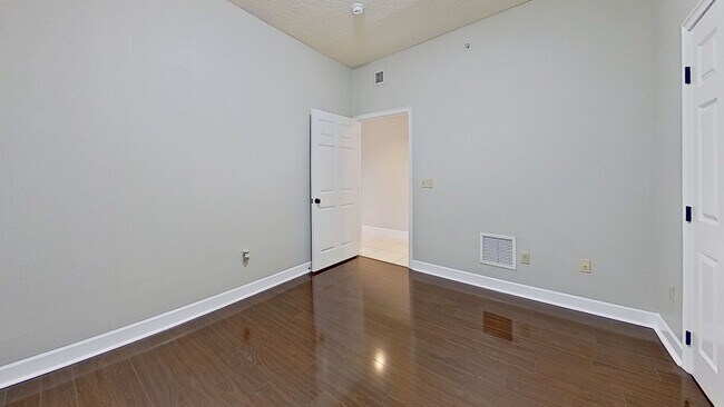 Building Photo - Welcome to San Marco Place!