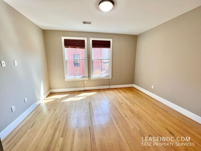 Building Photo - 444 M St NW