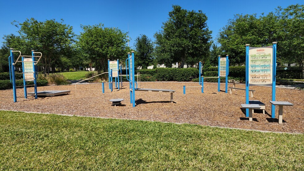 Building Photo - 16749 Harper Cove Dr