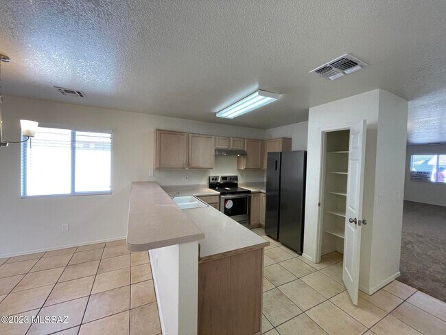 Building Photo - 3712 Fighting Falcon Dr