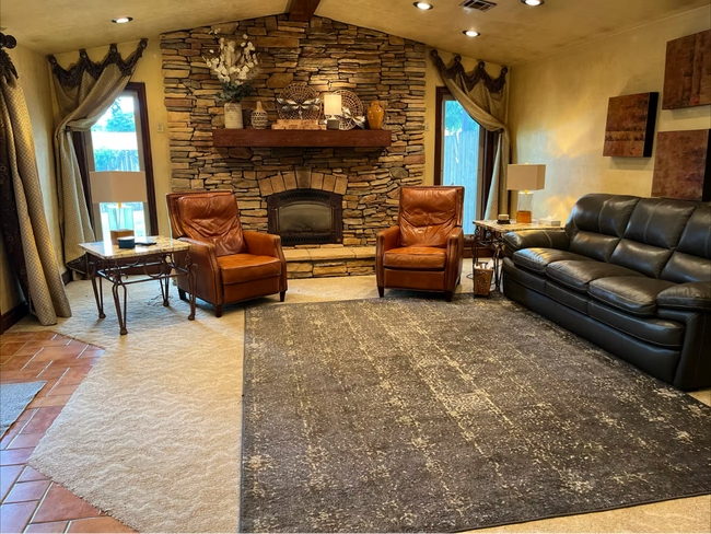 Building Photo - 910 Washington St