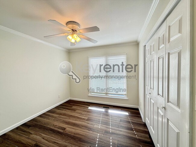 Building Photo - 5515 Misty Valley Dr