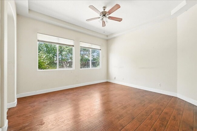 Building Photo - 5733 Spenlow Way